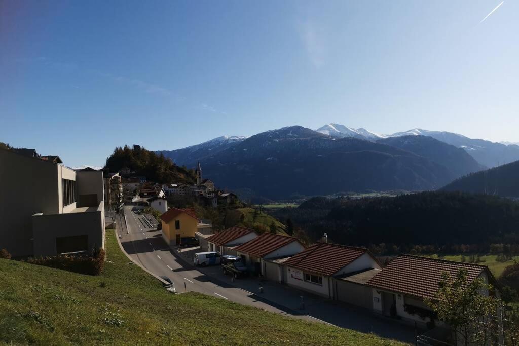 Ferienwohnung in Trin Exterior foto
